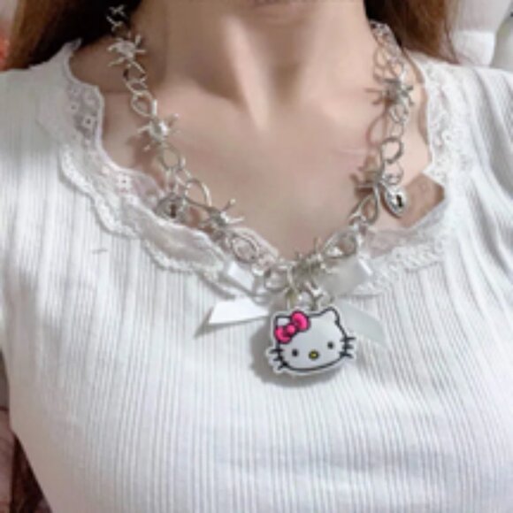 Hello Kitty Dangerously Adorable Necklace - Picture 1 of 3